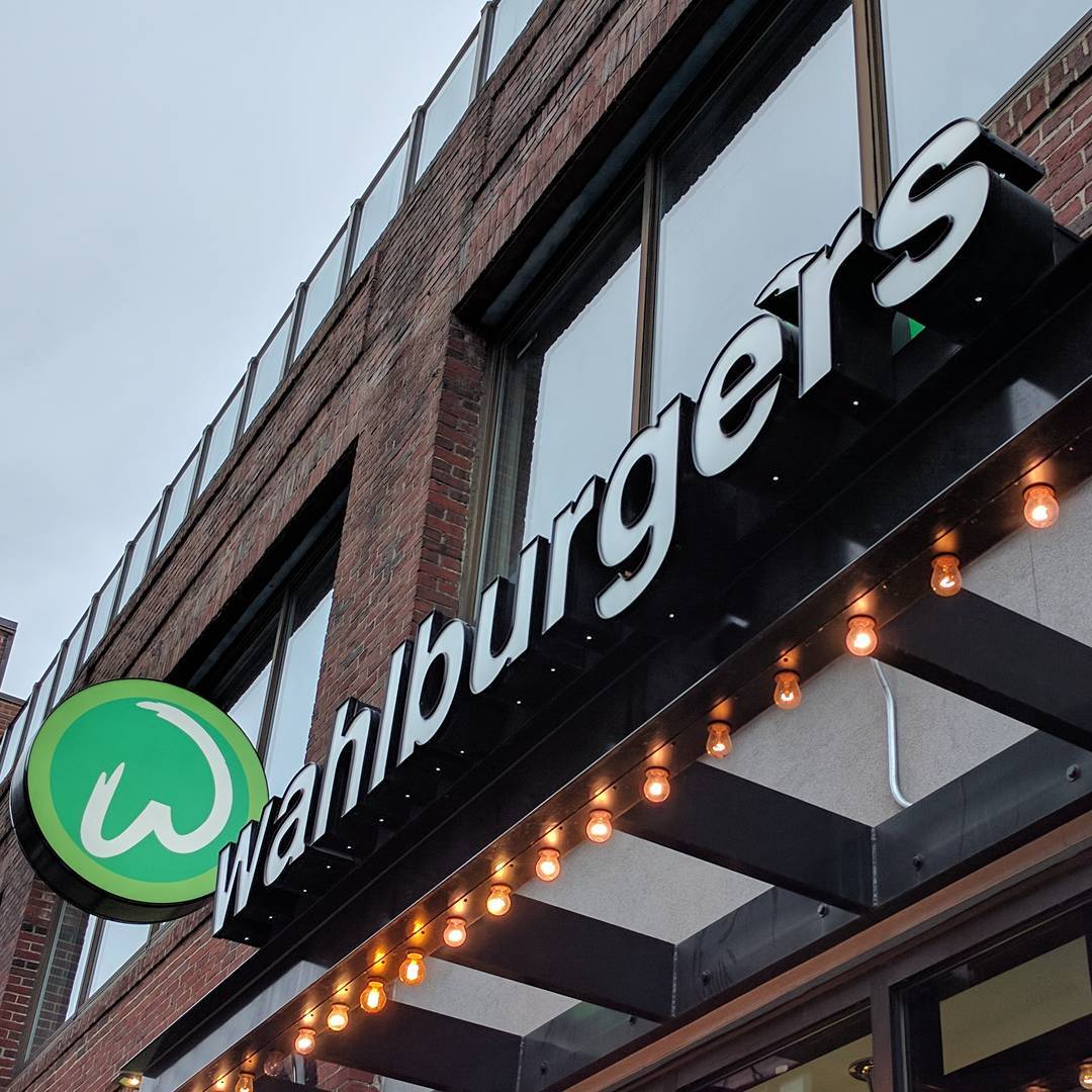 Wahlburgers